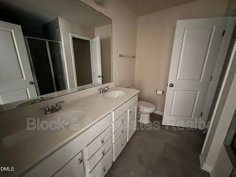 268 Abbots Mill Dr — Photo 33