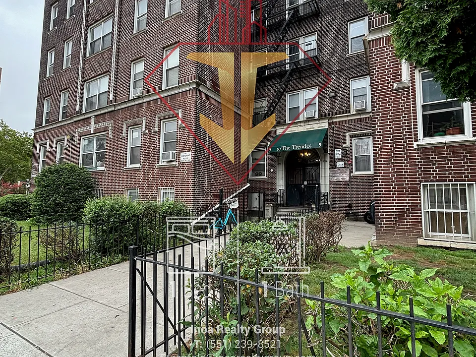 7-9 Gifford Ave #203