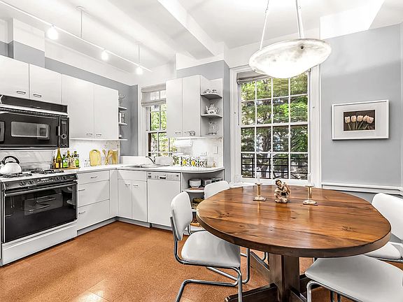 5th image of 1088 Park Ave #5A