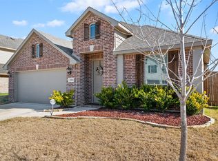 1110 Misty Ridge Dr, Justin, TX 76247