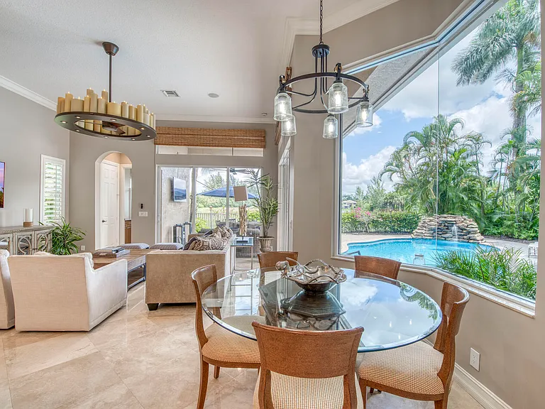 8801 Wellington View Dr — Photo 14