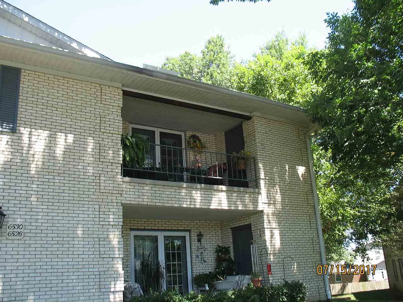 6530 Newburgh Rd photo 1