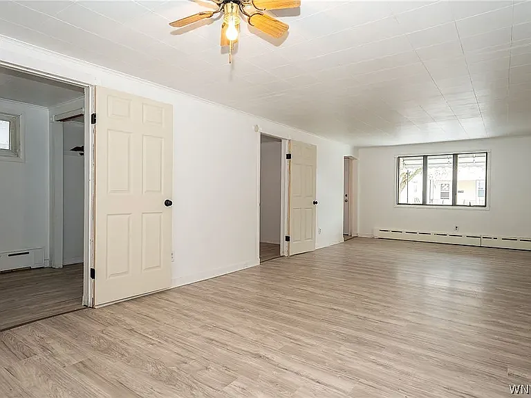 166 Barnard St — Photo 3