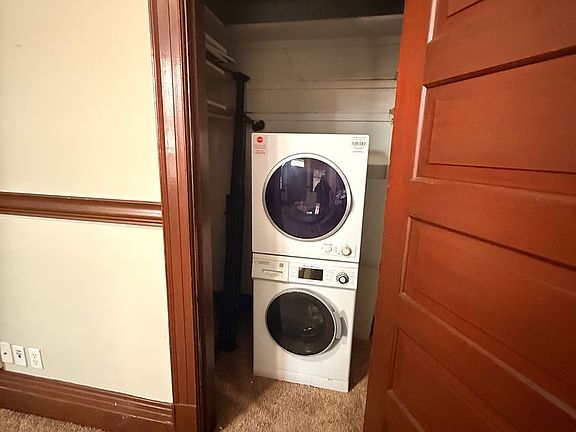 4th image of 711 South St #1B-1Ba-675Sqft