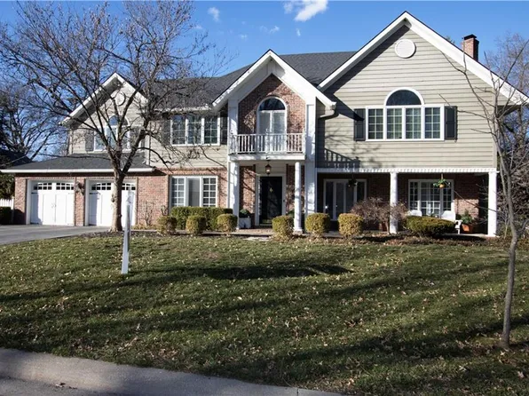 6552 Overbrook Rd, Mission Hills, KS 66208