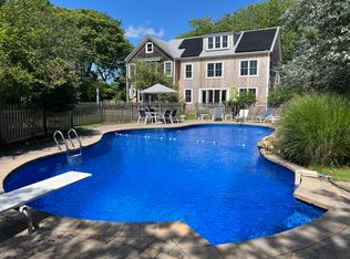 582 Montauk Hwy, Amagansett, NY --