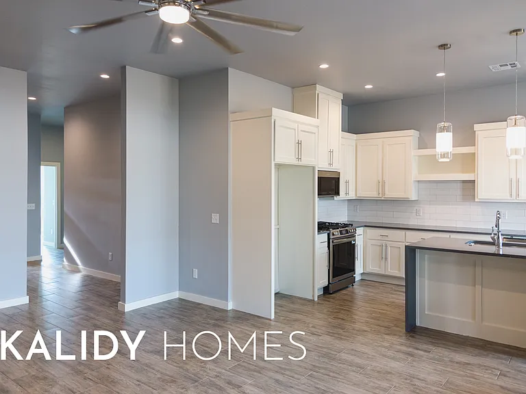 504 Remington Ave — Photo 12