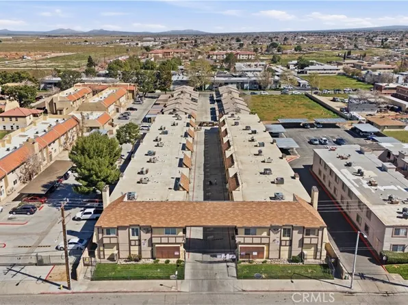 38710 10th St E, Palmdale, CA 93550