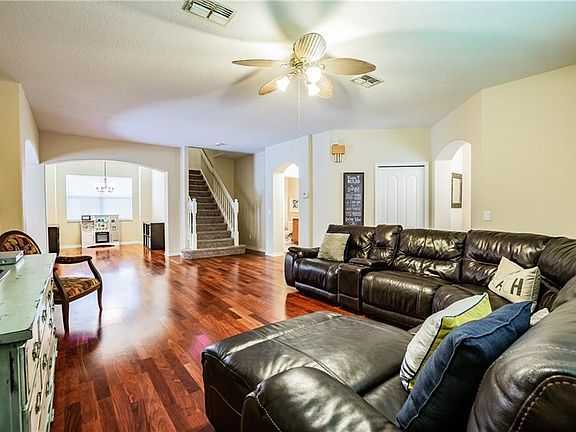 5th image of 20505 Sultana Ct