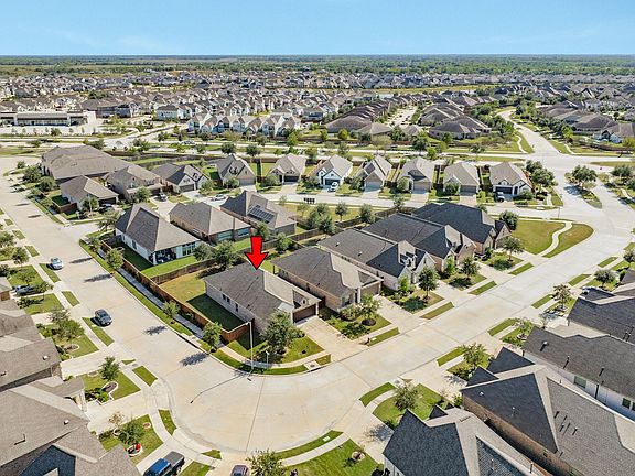 5th image of 9807 Gould Dr