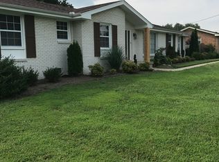 203 Ivy Dr, Hendersonville, TN 37075