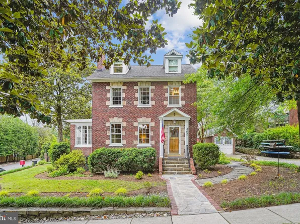402 W Masonic View Ave, Alexandria, VA 22301