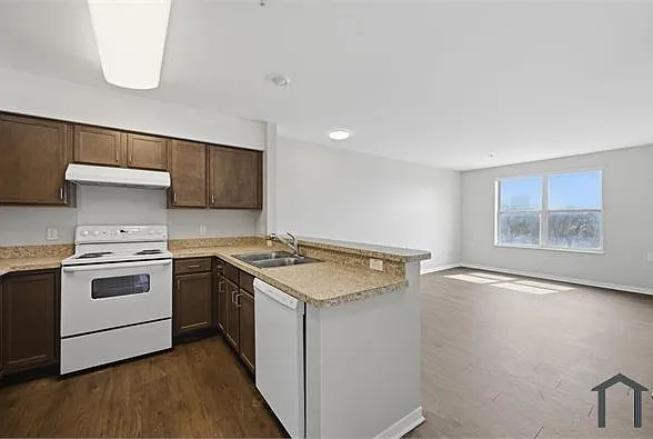 1200 Martin Luther King Jr Blvd — Photo 27