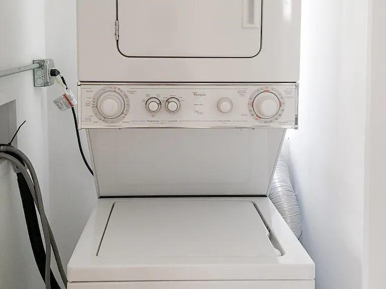 3054 N Greenview Ave #3 — Photo 7