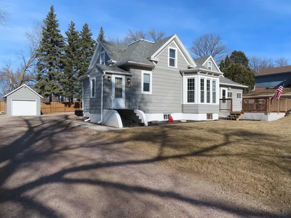 821 Main St, Akron, IA 51001