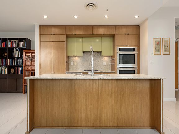2nd image of 1205 Howe St #1404