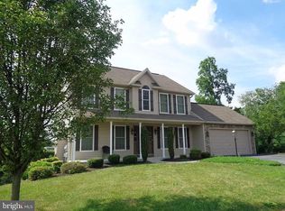 1718 Pebble Ct, Harrisburg, PA 17110