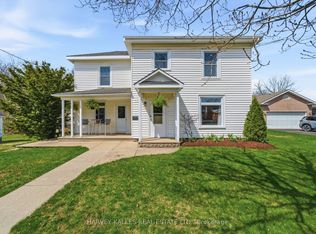 206 County Road 10 Rd, Prince Edward County, ON K0K 2T0