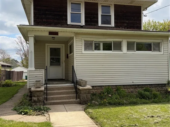 3915 Deveaux St, Niagara Falls, NY 14305