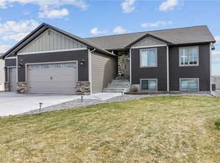 6820 Trailake Dr, Billings, MT 59106