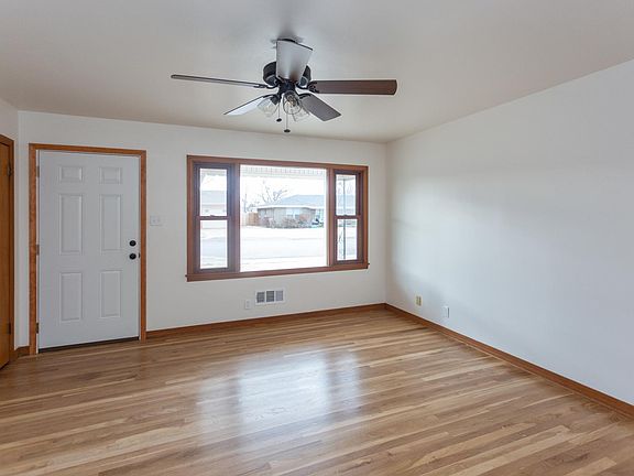4th image of 1824 N Faulkner St