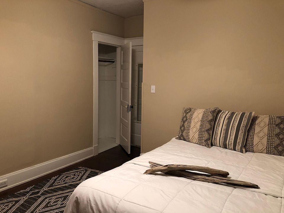 Bedroom with closet on the left