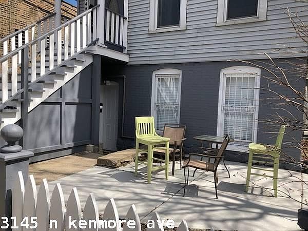 1st image of 3145 N Kenmore Ave #1527
