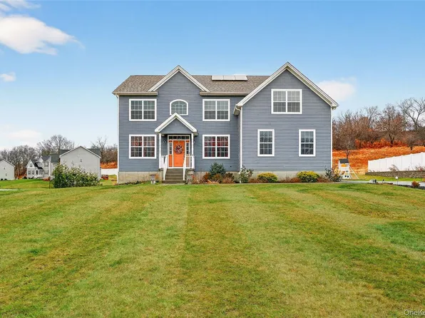 38 Highgrove Drive, Washingtonville, NY 10992