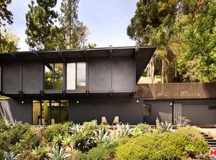 5649 Valley Oak Dr, Los Angeles, CA 90068