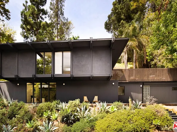 5649 Valley Oak Dr, Los Angeles, CA 90068