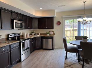 Ashton Park Townhomes, Louisville, KY 40228