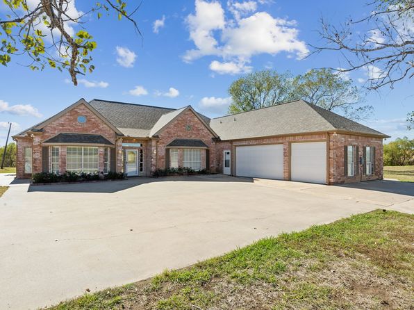 5646 County Road 2909, Dodd City, TX 75438