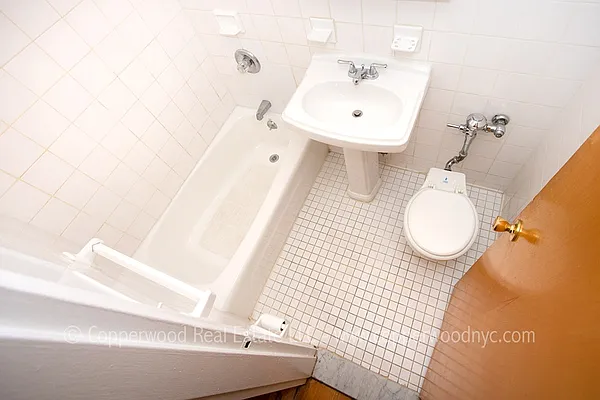 Rented by Copperwood Real Estate | media 15