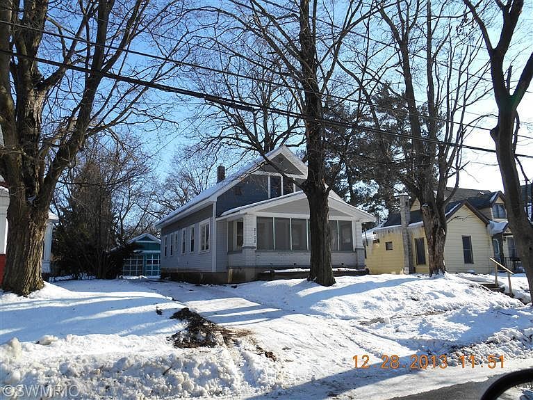 1st image of 2108 Swensberg Ave NE