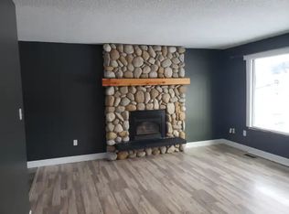 131 Tamarack Ave #1B, Hinton, AB T7V1C8