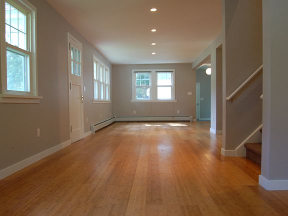 5th image of 24 Manville St