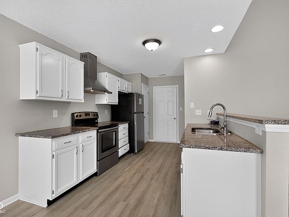 5th image of 1465 Quinlan Ct