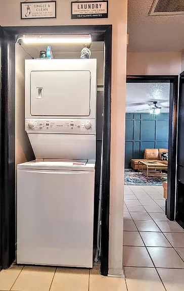 915 Ash St #1 — Photo 5