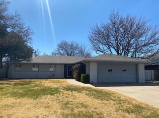 1402 9th Ave, Canyon, TX 79015