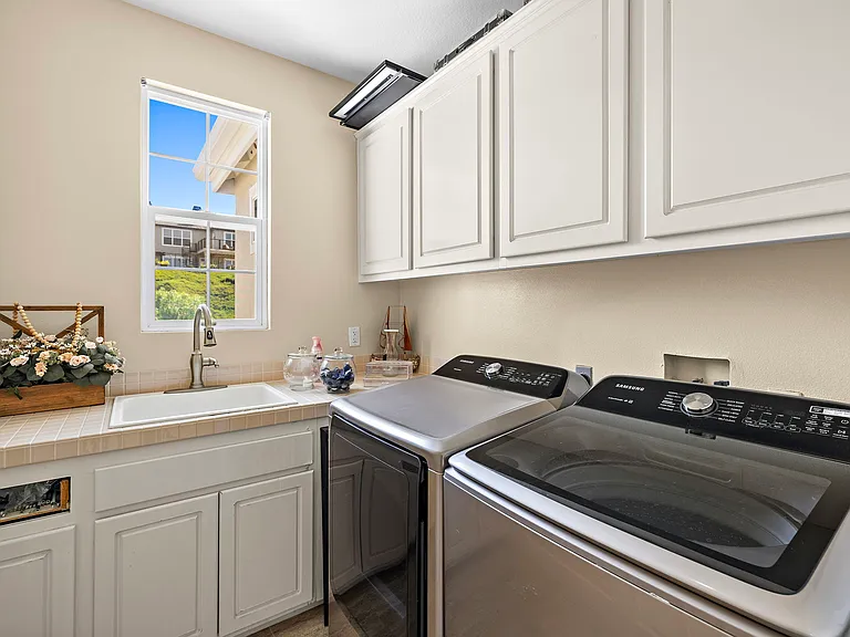 2438 Calle Aquamarina — Photo 24