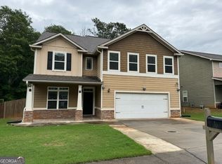 23 Cliffhaven Cir, Newnan, GA 30263