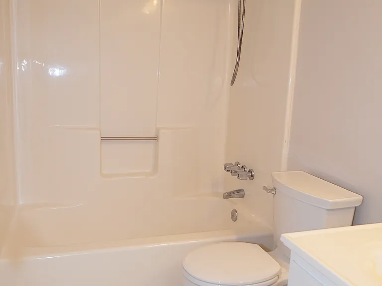 1133 Oakcrest Dr — Photo 12
