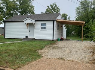 627 W Frisco St, Mountain Grove, MO 65711
