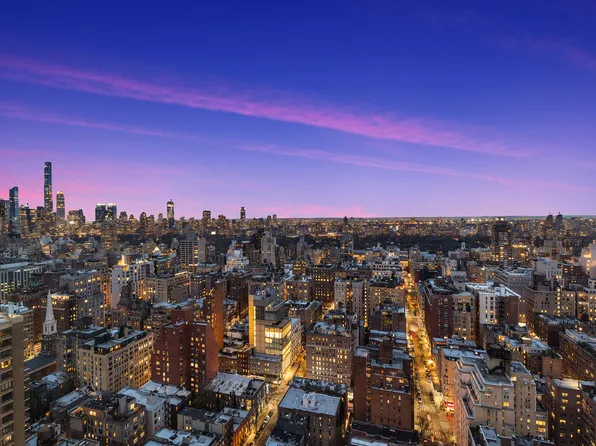 200 East 83rd Street image 1 of 33