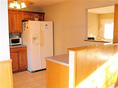 2nd image of 13 Siskin Ln