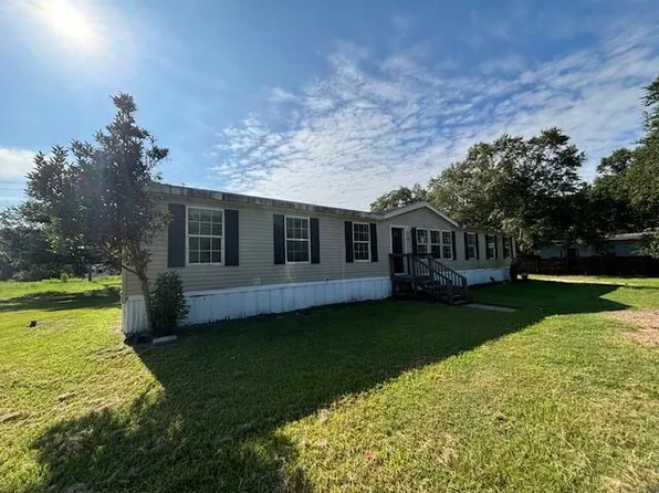 122 Idell Ln, Moncks Corner, SC 29461