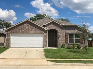 1985 Alamandine Ave, Crossroads, TX 76227