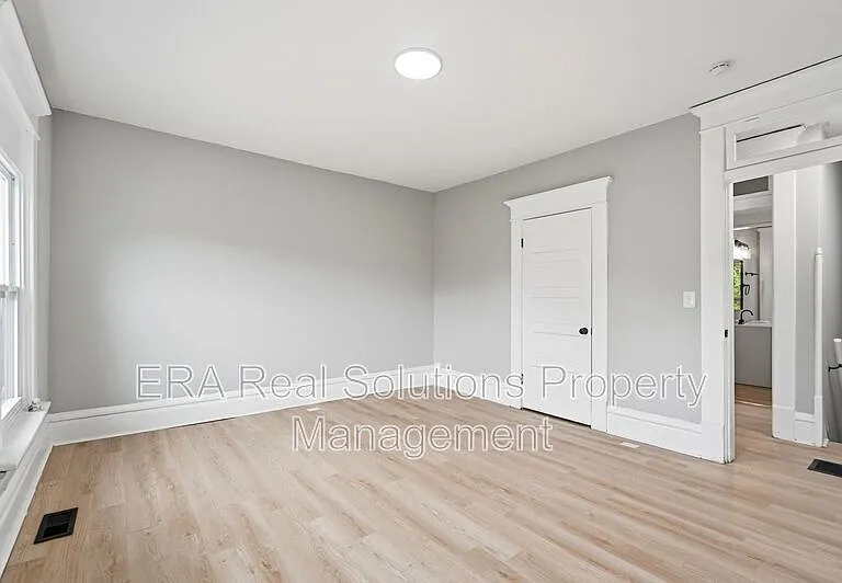 730 S Ohio Ave — Photo 24