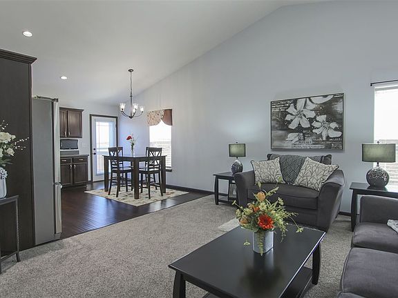 5th image of 4177 Mourning Dove Dr