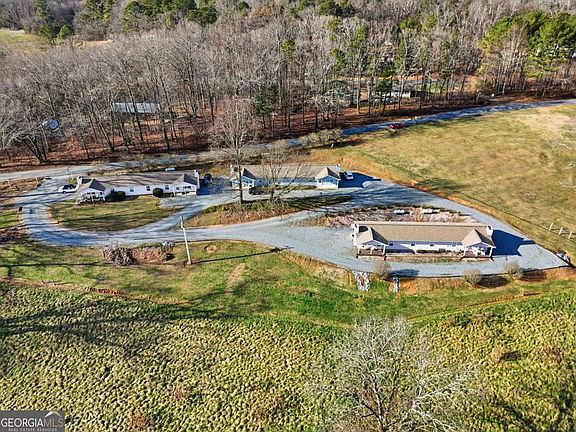 3rd image of 139 Knight Rd